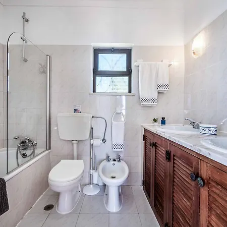 Severino Вилла Албуфейра